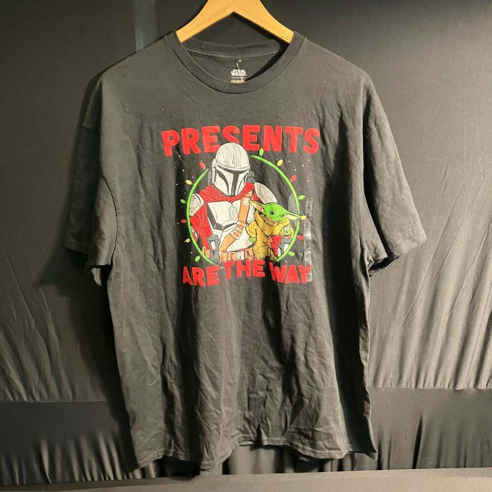 Star Wars The Mandalorian Grogu "Presents Are The Way" Christmas Graphic T-Shirt
